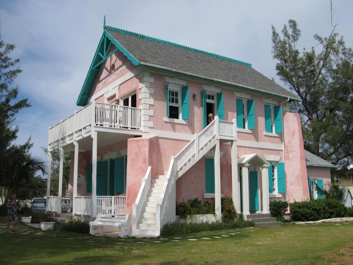 Beside The Pointe Cottage Savannah Sound Extérieur photo